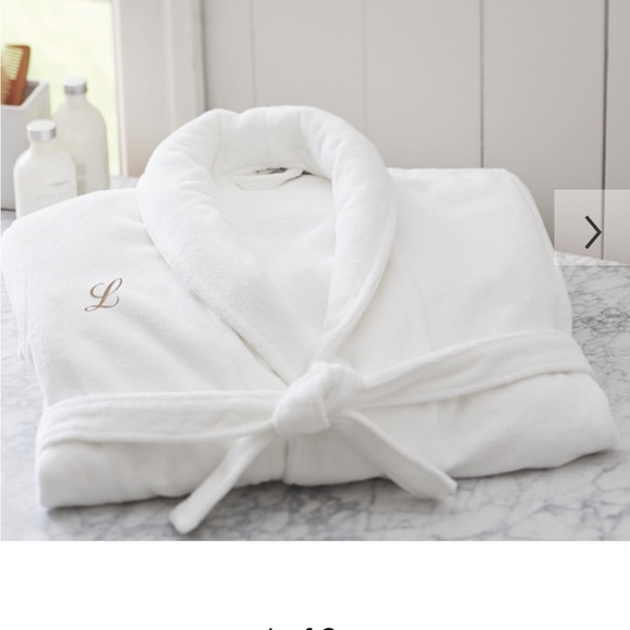 Pottery Barn Classic Robe , Certified OEKO-TEX , 100% Cotton . Size Small NWT - Picture 3 of 6